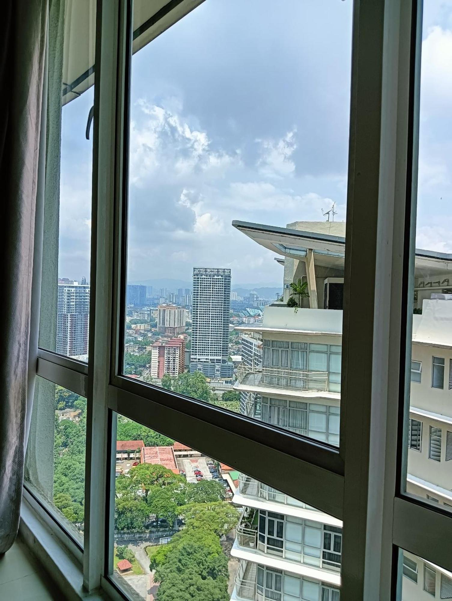 Apartment Parkview Klcc, Bernice